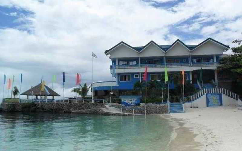 Blue Corals Beach Resort Logon Luaran gambar